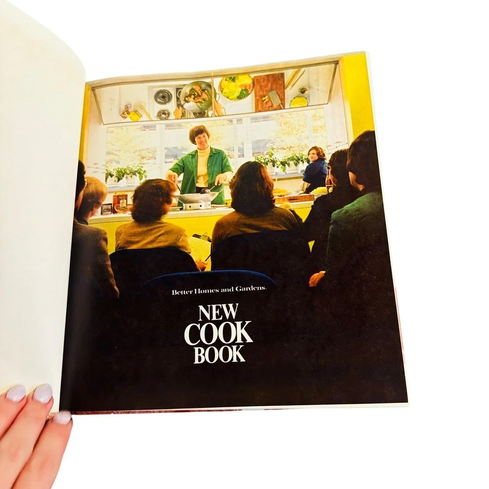 Better Homes and Gardens New Cook Book 1982‎ Vintage Gingham Plaid Hardcover